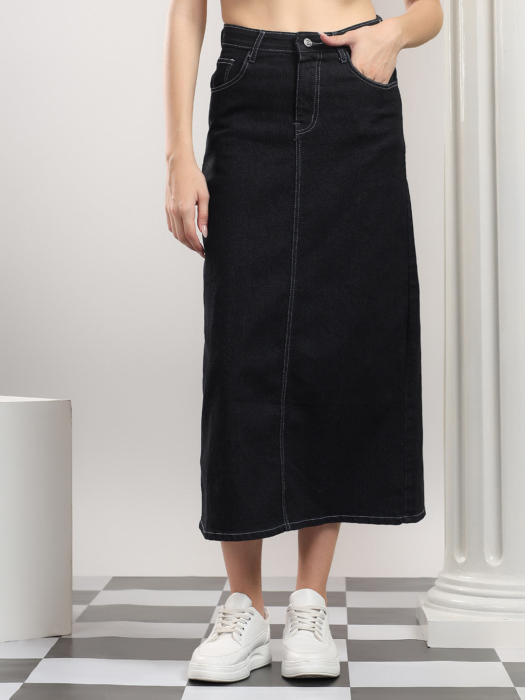 KOTTY Solid Women Asymetric Black Skirt