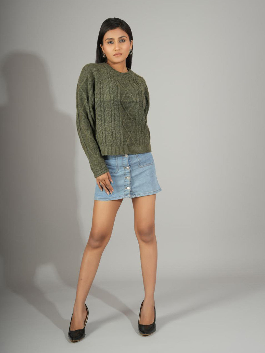 KOTTY Solid Round Neck Casual Women Green Sweater