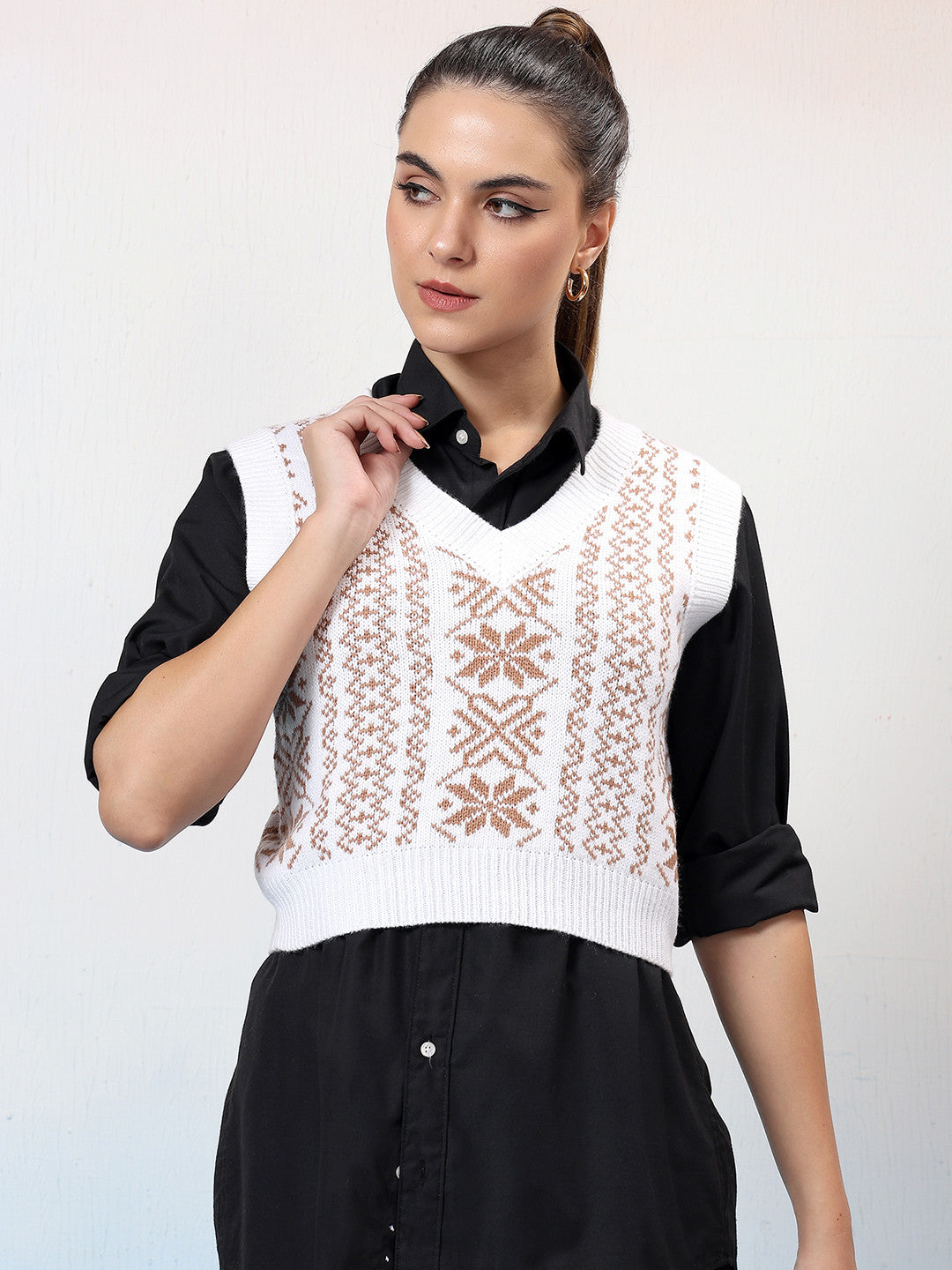KOTTY Printed V Neck Casual Women Multicolor Sweater