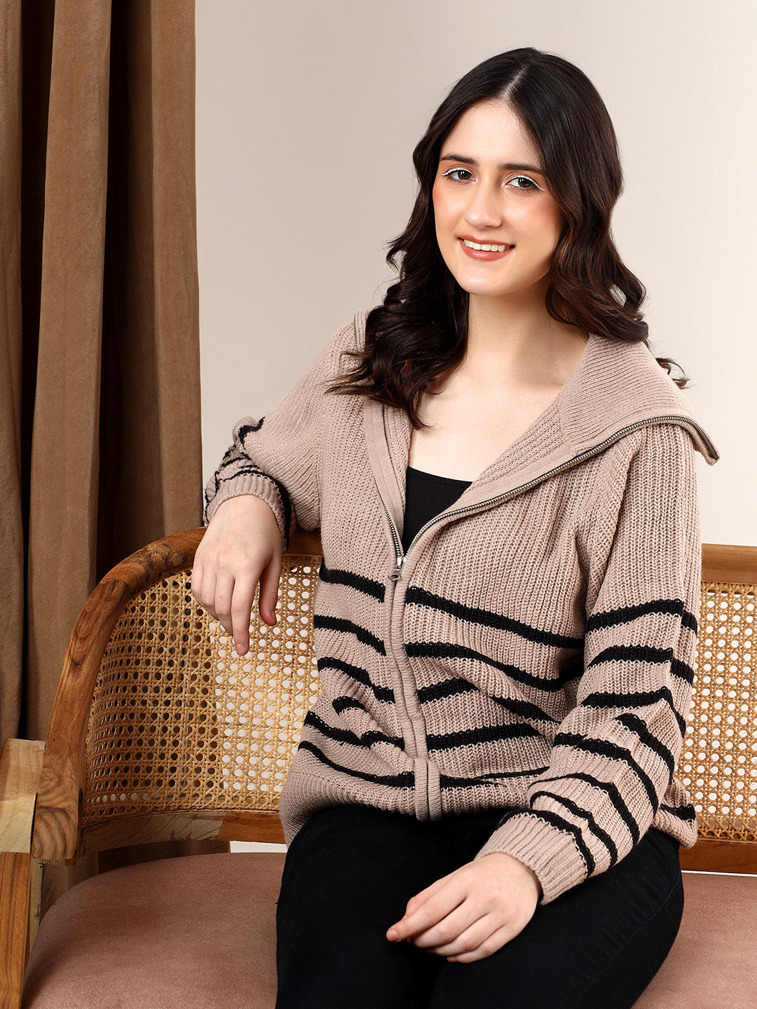 KOTTY Striped Collared Neck Casual Women Multicolor Sweater