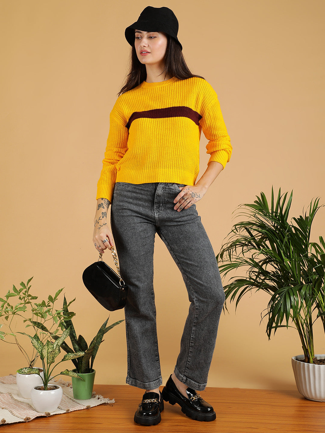 KOTTY Colorblock Round Neck Casual Women Brown Sweater