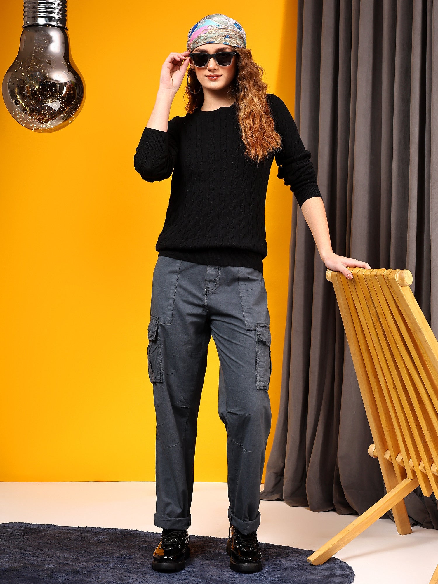 KOTTY Solid Round Neck Casual Women Black Sweater