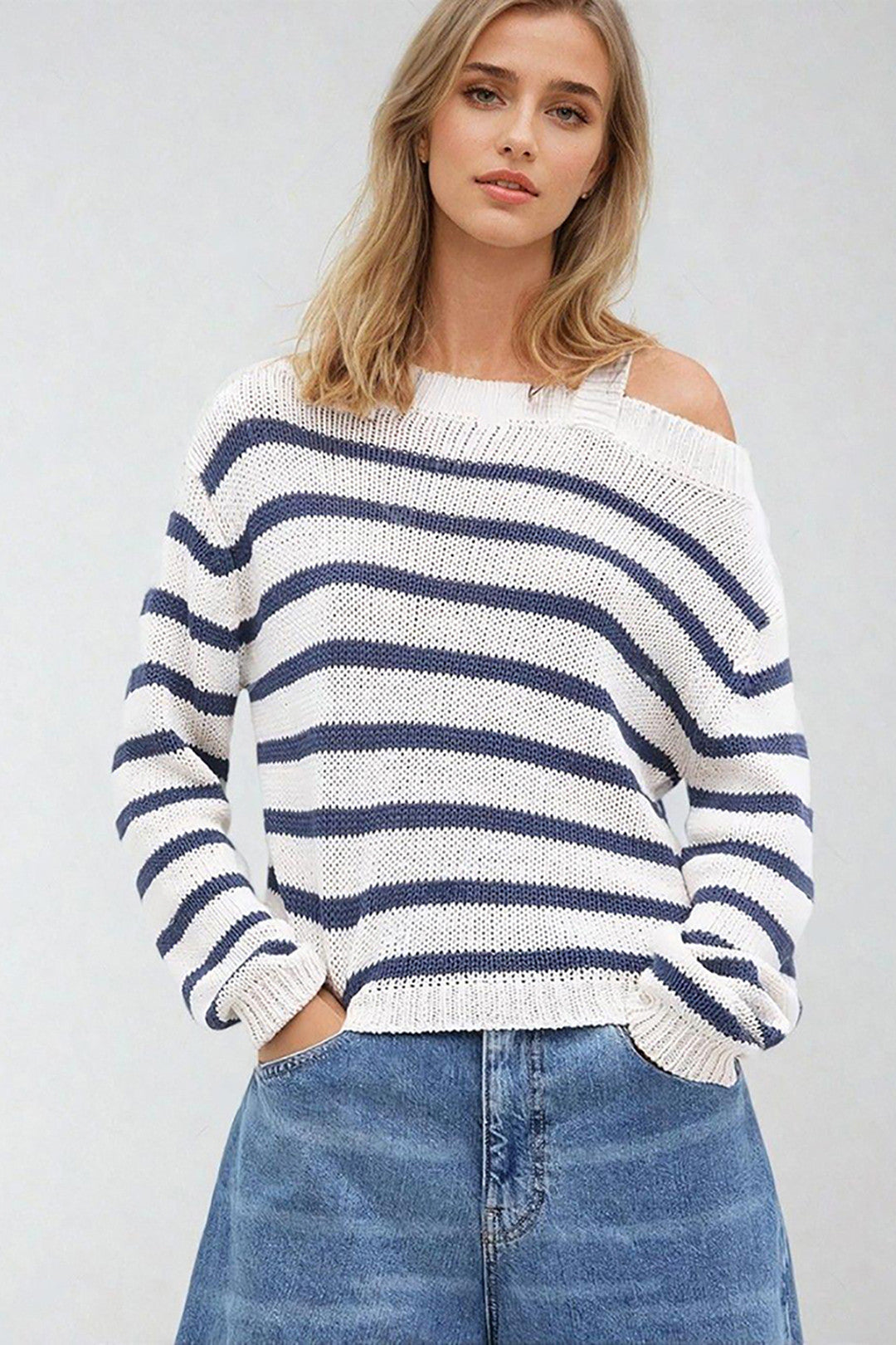KOTTY Striped One Shoulder Neck Casual Women Multicolor Sweater