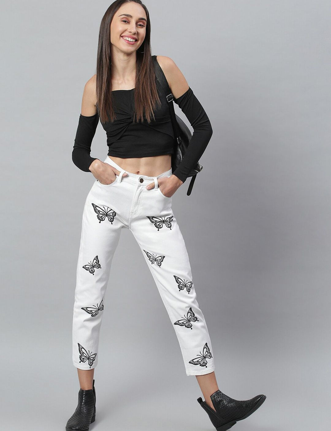 Kotty Women White Regular Fit Mid-Rise Clean Look Printed Stretchable Jeans