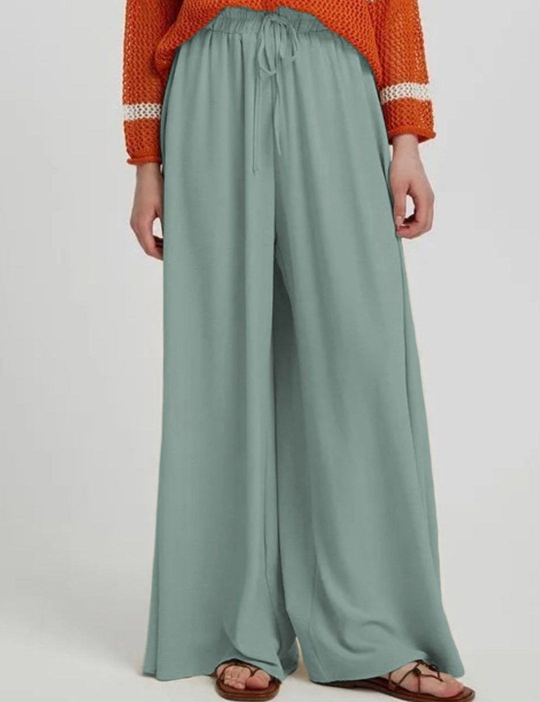 Kotty Women Relaxed Loose Fit High-Rise Wide Leg Trousers