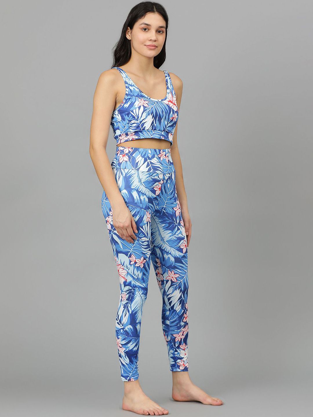 Kotty Round Neck Sleeveless Printed Crop Top & Tight Night Suit Set