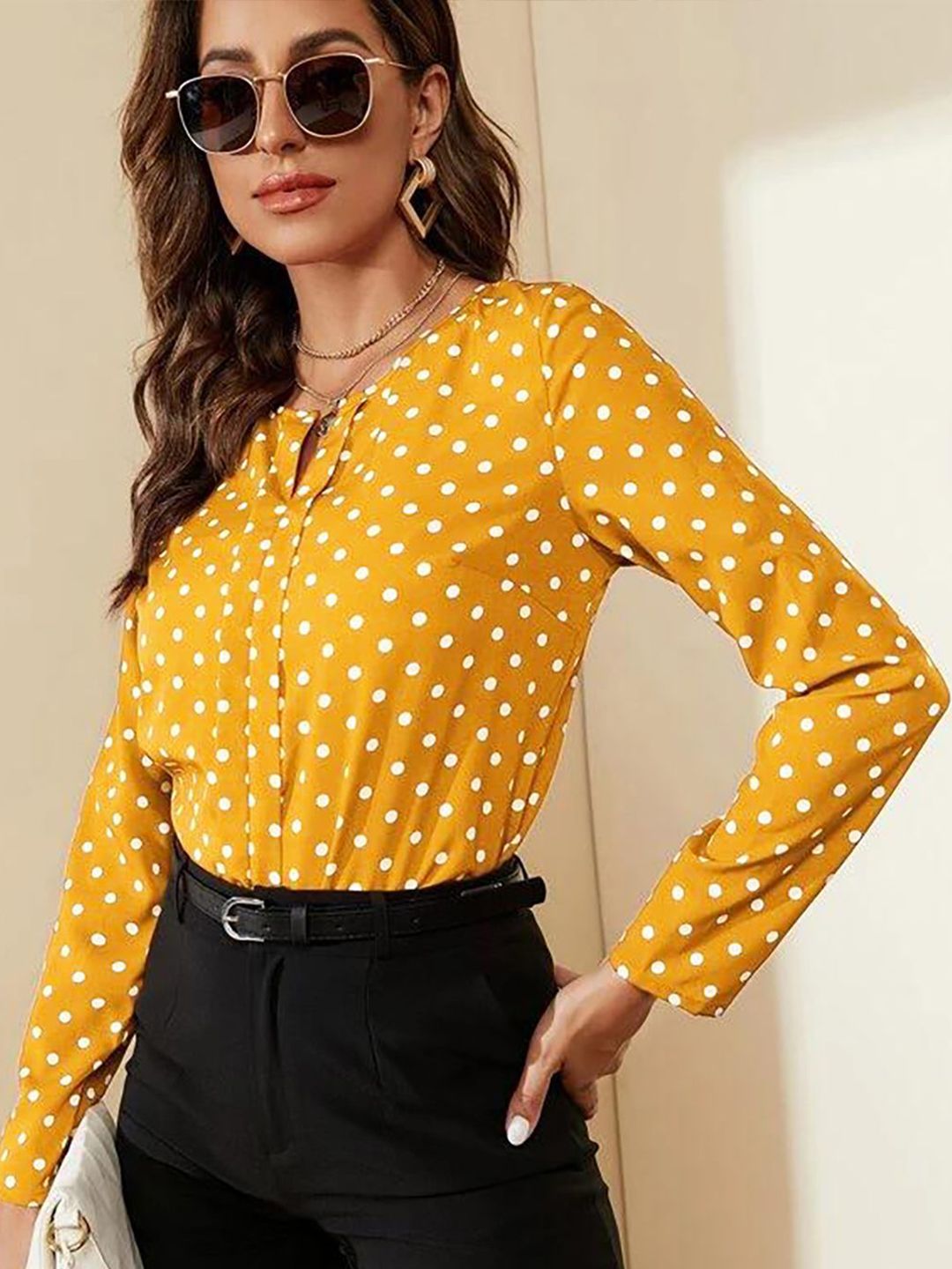 Kotty Round Neck Polka Dot Printed Top