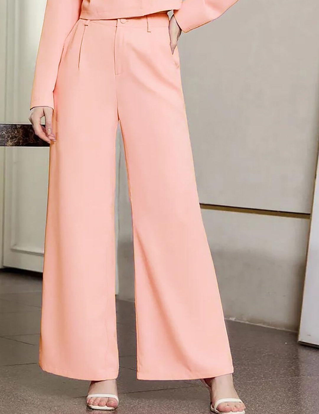 KOTTY BIZwear Basics Women Relaxed Straight Leg Straight Fit High-Rise Easy Wash Trousers