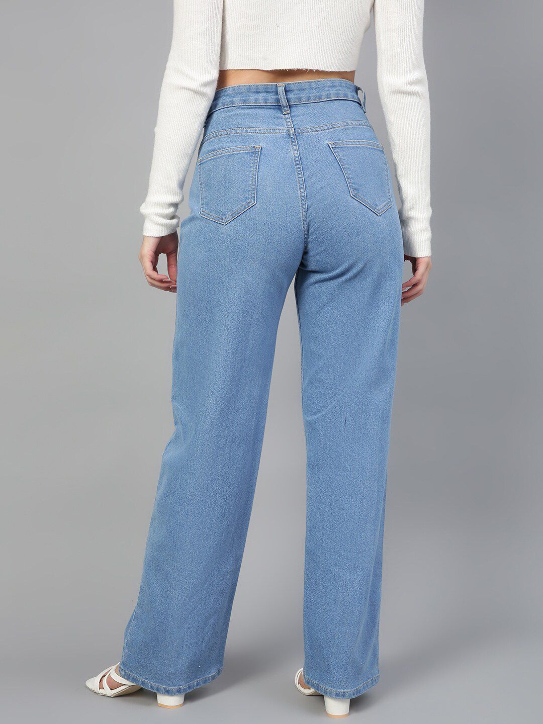 Kotty Women Jean Straight Fit High-Rise Light Fade Stretchable Jeans