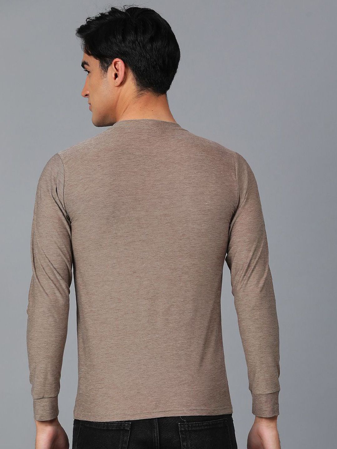 Kotty Men Solid Round Neck T-shirt