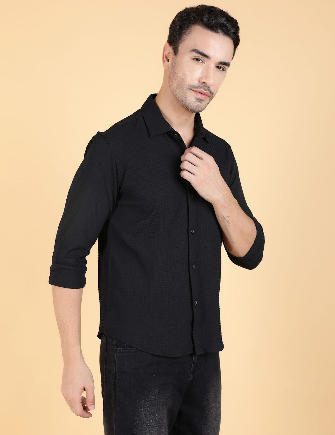 Kotty Men Relaxed Fit Spread Collar Textured Cotton Casual Shirt