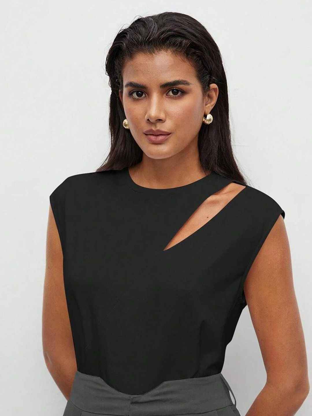 Kotty Black Cut Out Sleeveless Top