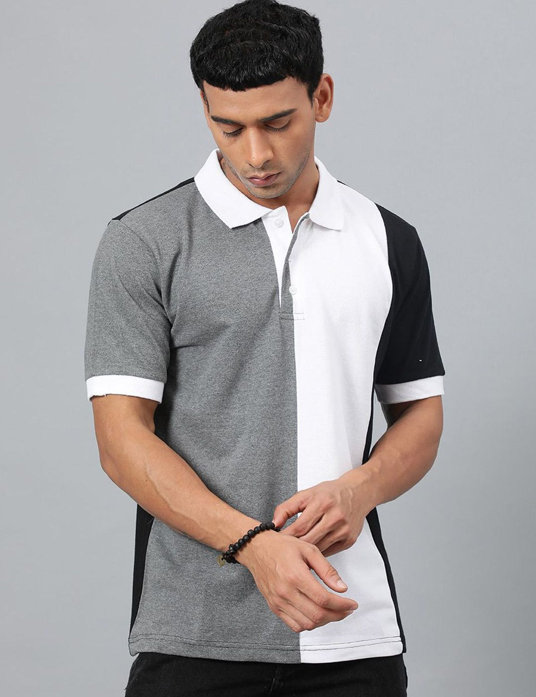 Kotty Men Colourblocked Polo Collar T-shirt