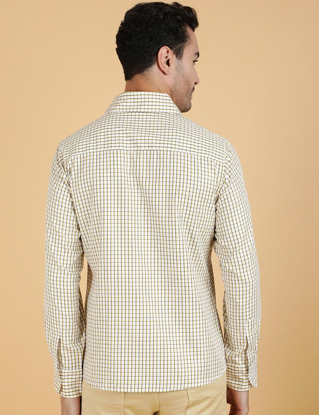 Kotty Men Relaxed Spread Collar Graphic Printed Casual Shirt