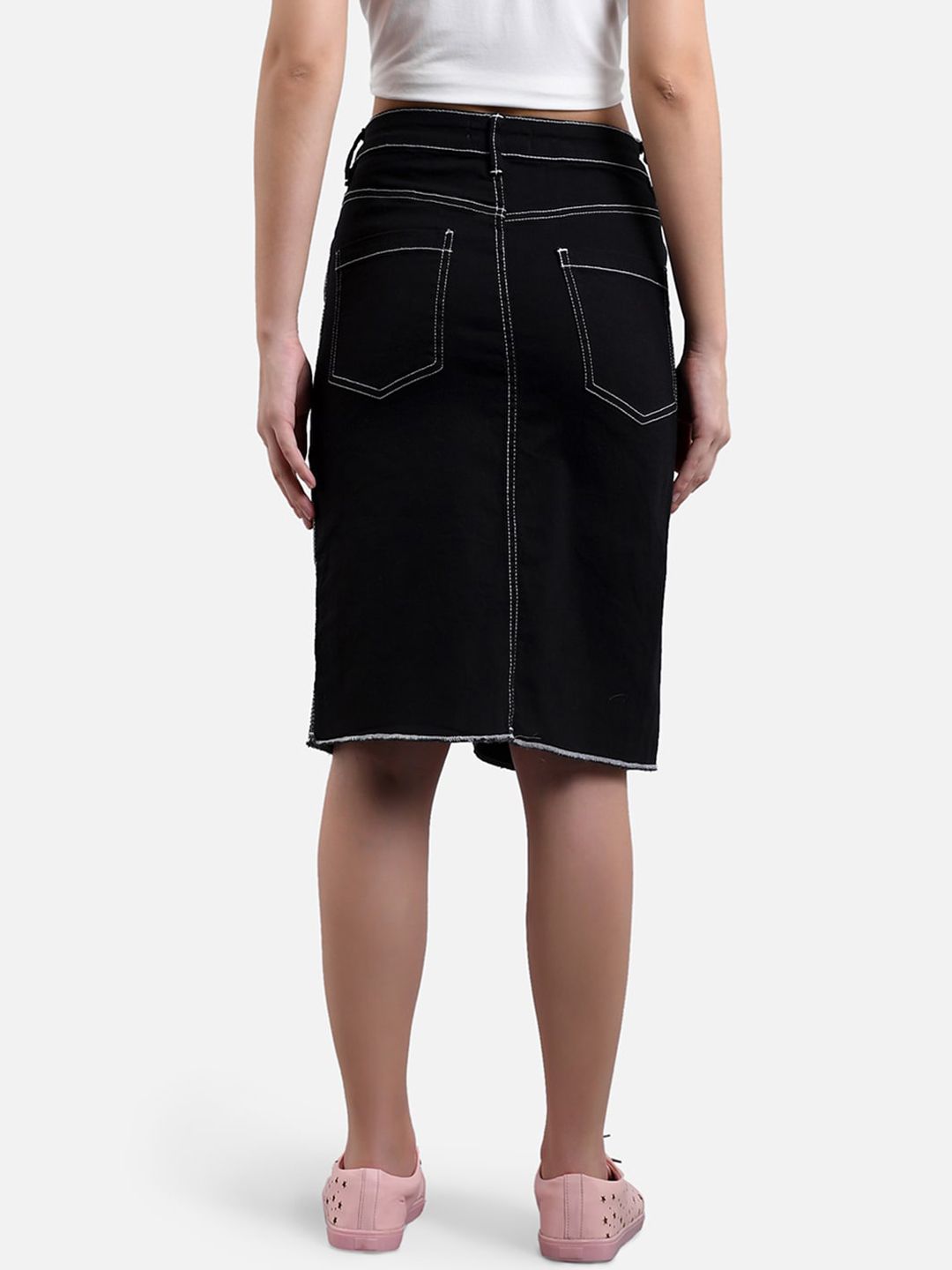 Kotty Women Black Solid Denim Skirt