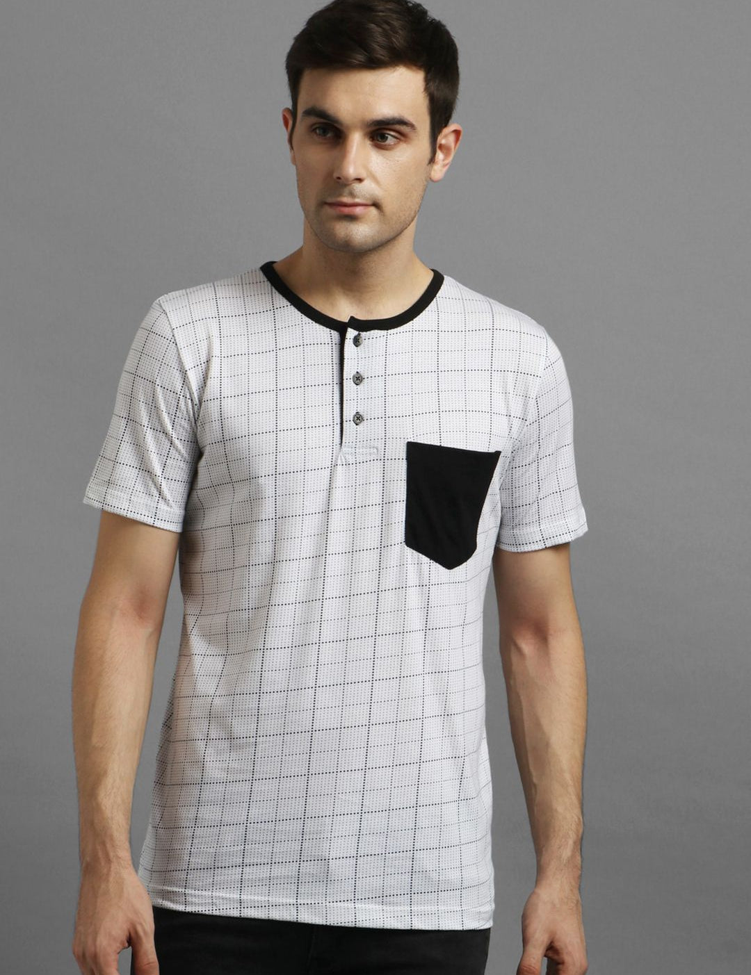 Kotty Men White Checked Henley Neck T-shirt
