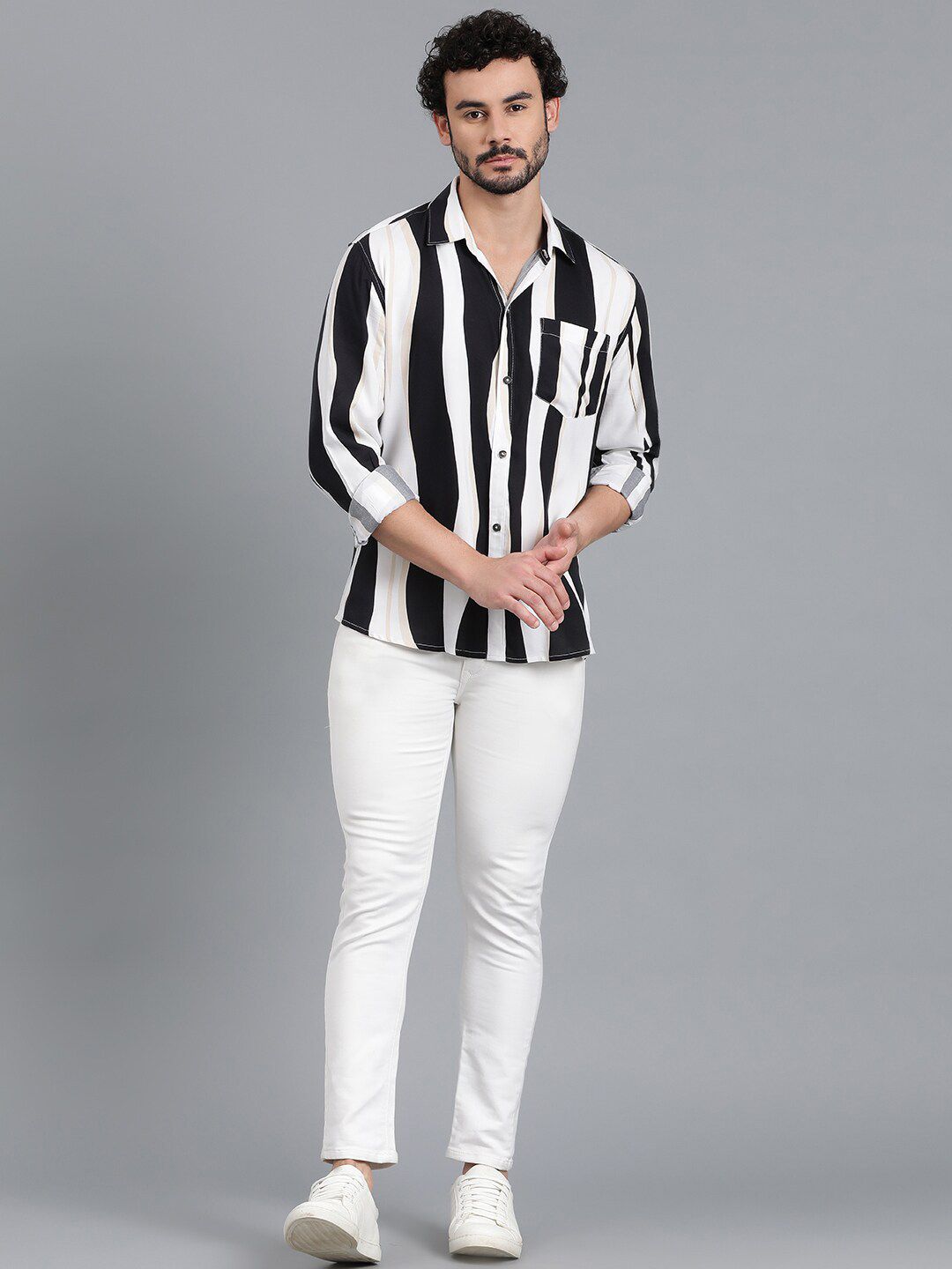 Kotty Men Spread Collar Striped Casual Shirt