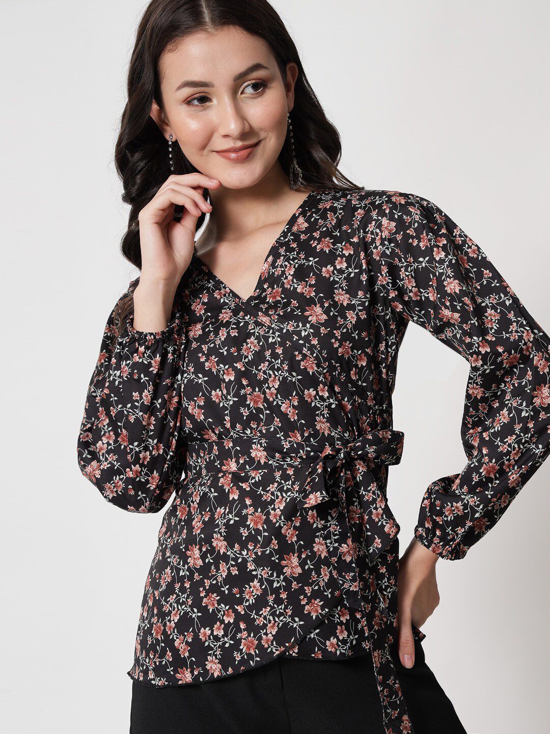 Kotty Floral Printed Puff Sleeve Peplum Top