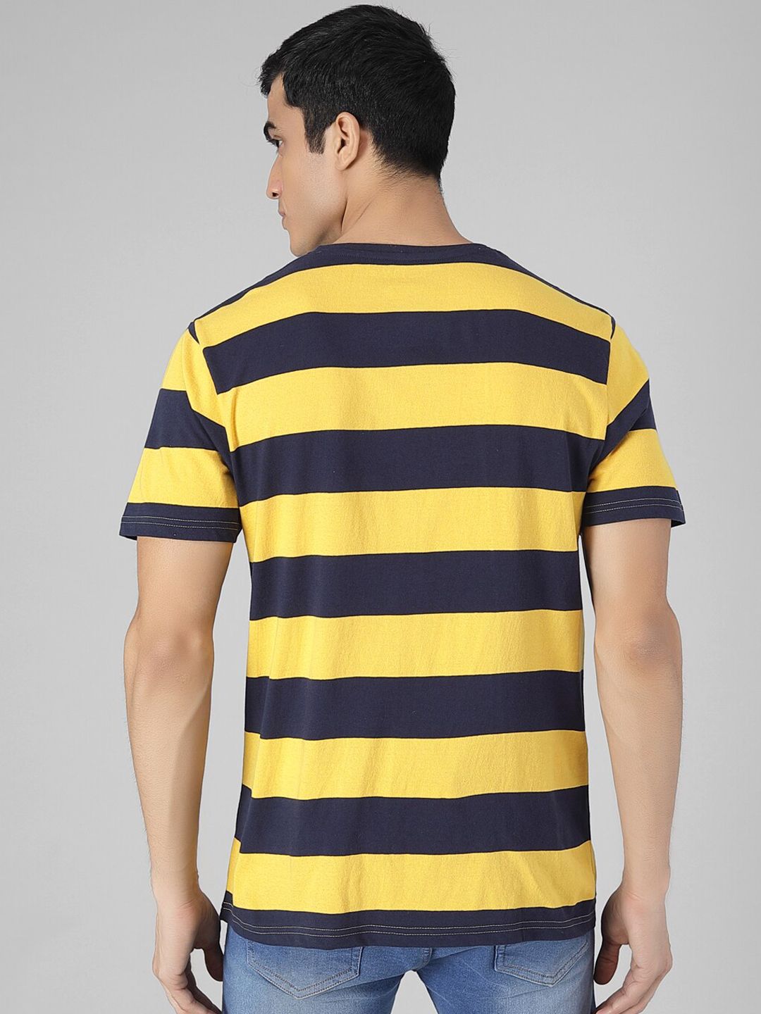 Kotty Men Yellow & Black Striped Round Neck T-shirt