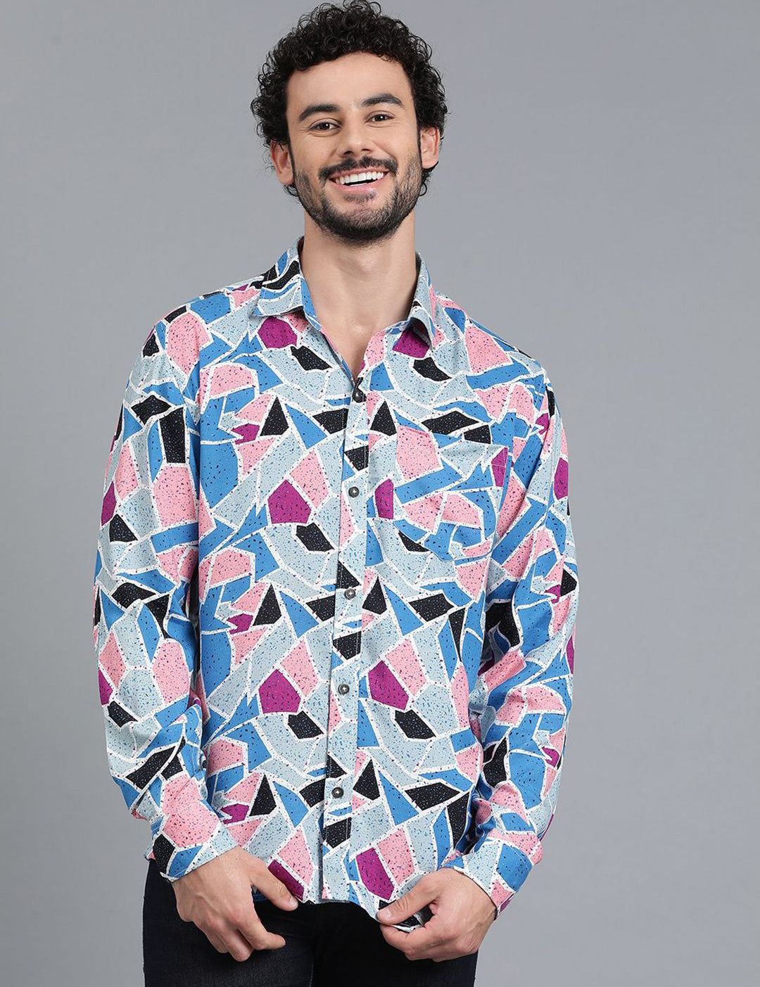 Kotty Blue & Pink New Geometric Printed Spread Collar Casual Shirt
