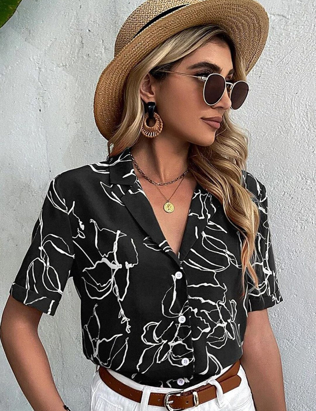 Kotty Women Black & White Floral Printed Crepe Shirt Style Top