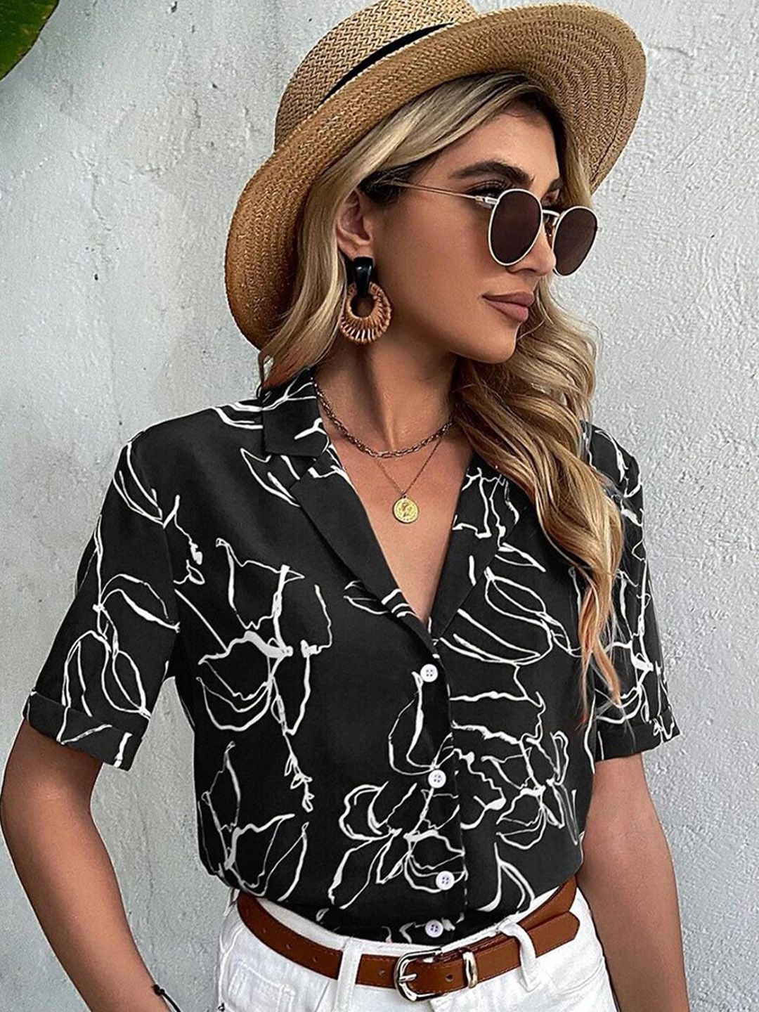 Kotty Women Black & White Floral Printed Crepe Shirt Style Top