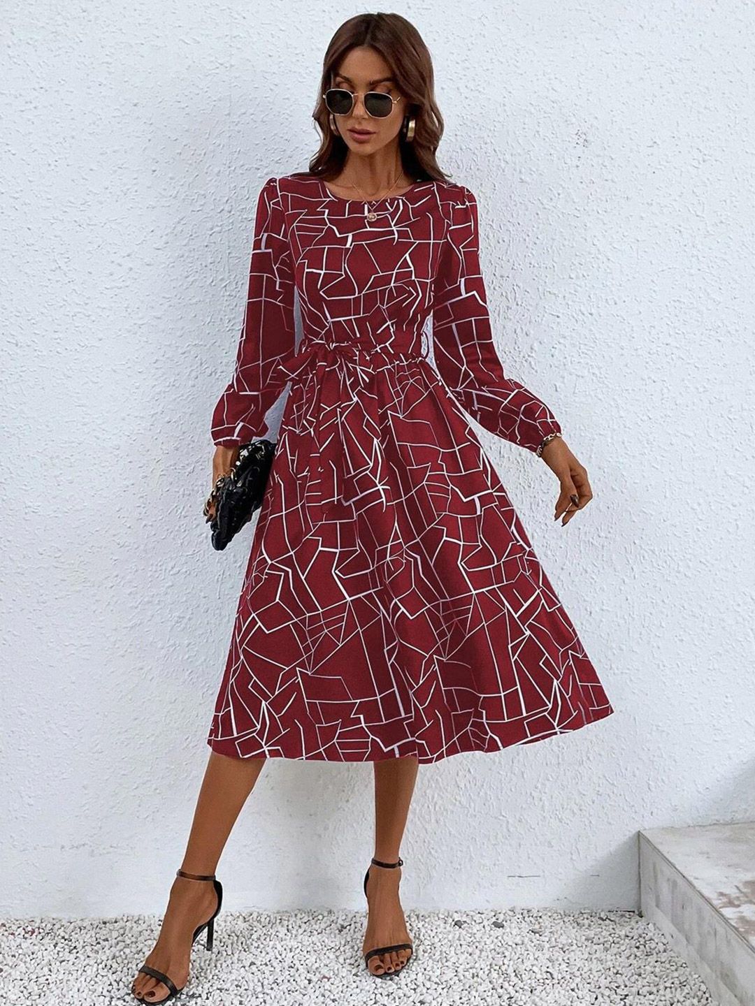 Kotty Maroon & White Abstract Printed Puff Sleeves Crepe Fit & Flare Midi Dress