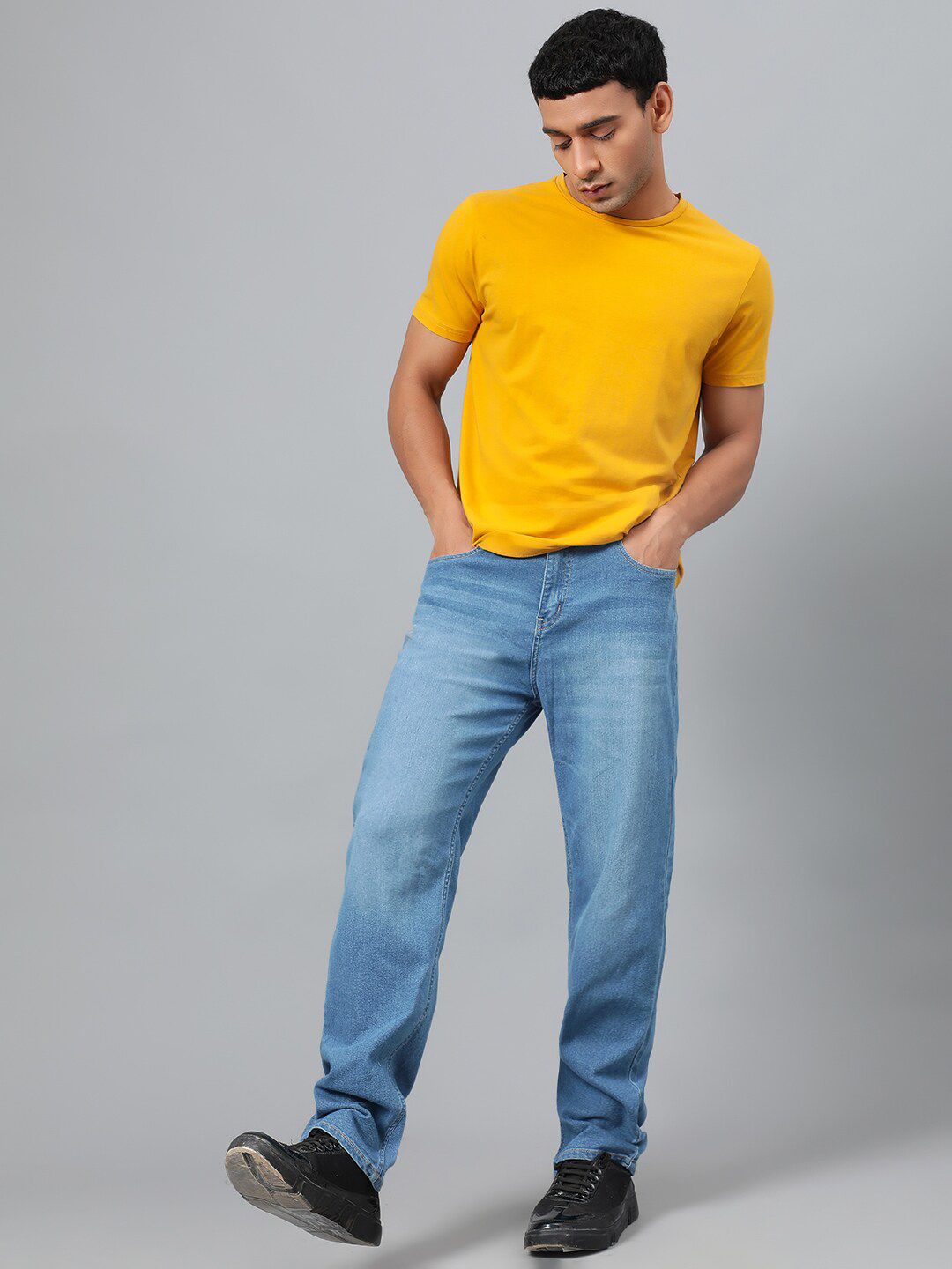 Kotty Men Blue Mid-Rise Light Fade Stretchable Jeans