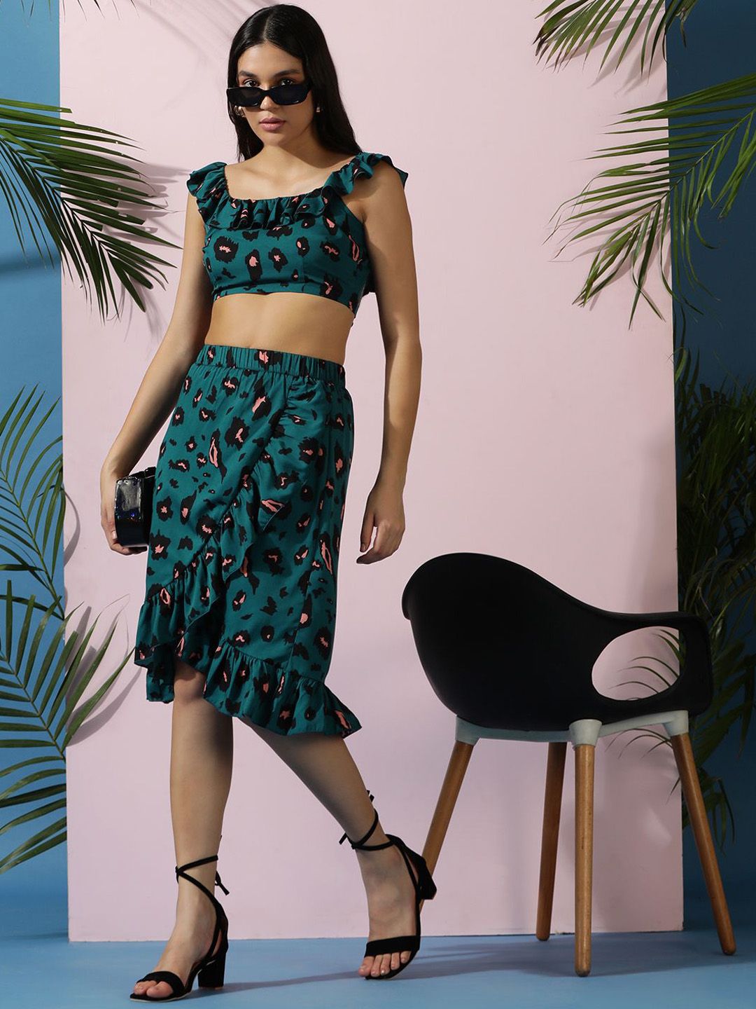 Kotty Green Floral Printed Sleeveless Top With Skirt