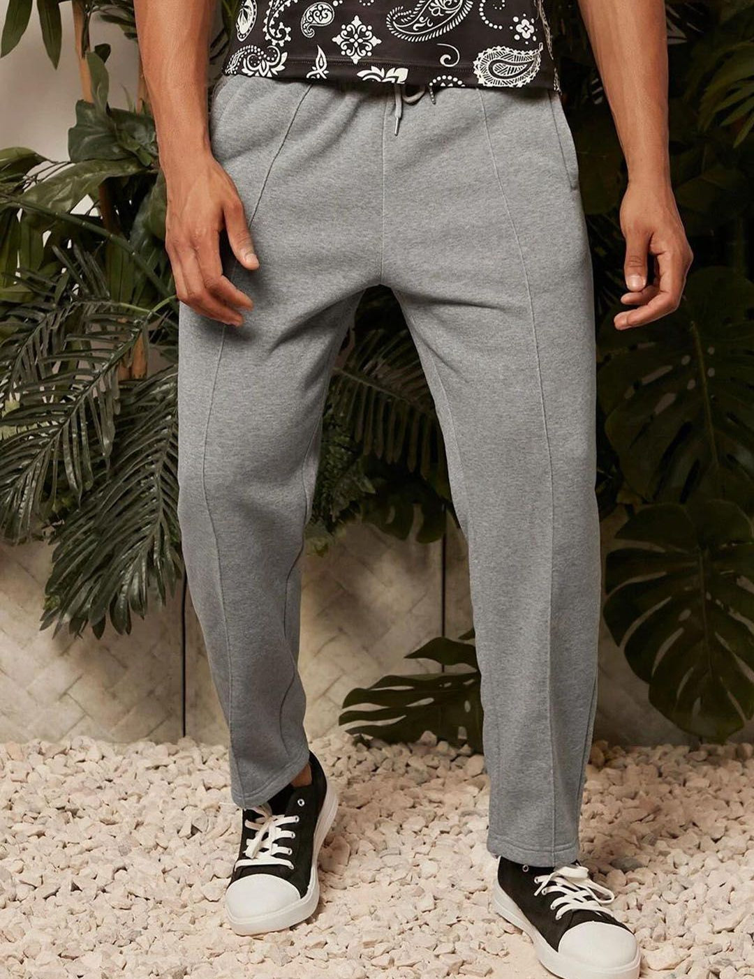 Kotty Men Grey Solid Mid-Rise Track Cotton Pants