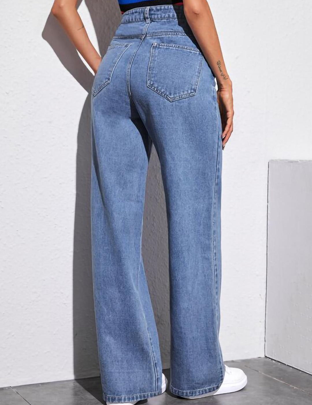 Kotty Women Jean Straight Fit High-Rise Clean Look Stretchable Jeans