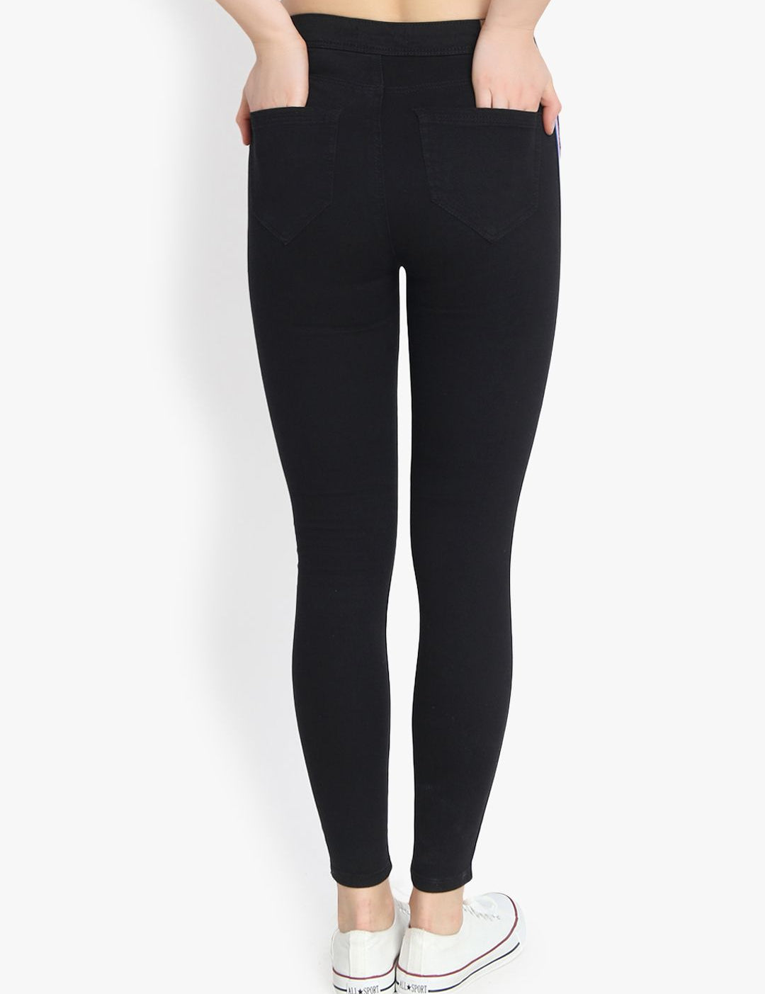 Kotty Women Black Skinny Fit High-Rise Clean Look Stretchable Jeans