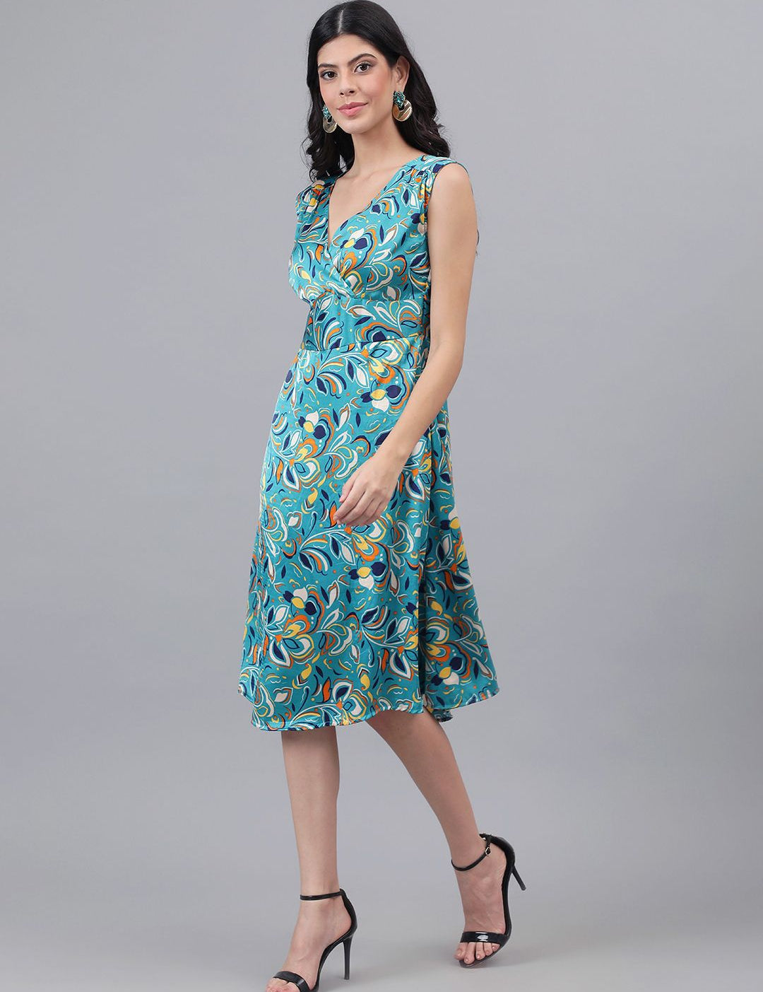 Kotty Floral Printed V-Neck Satin Midi Wrap Dress