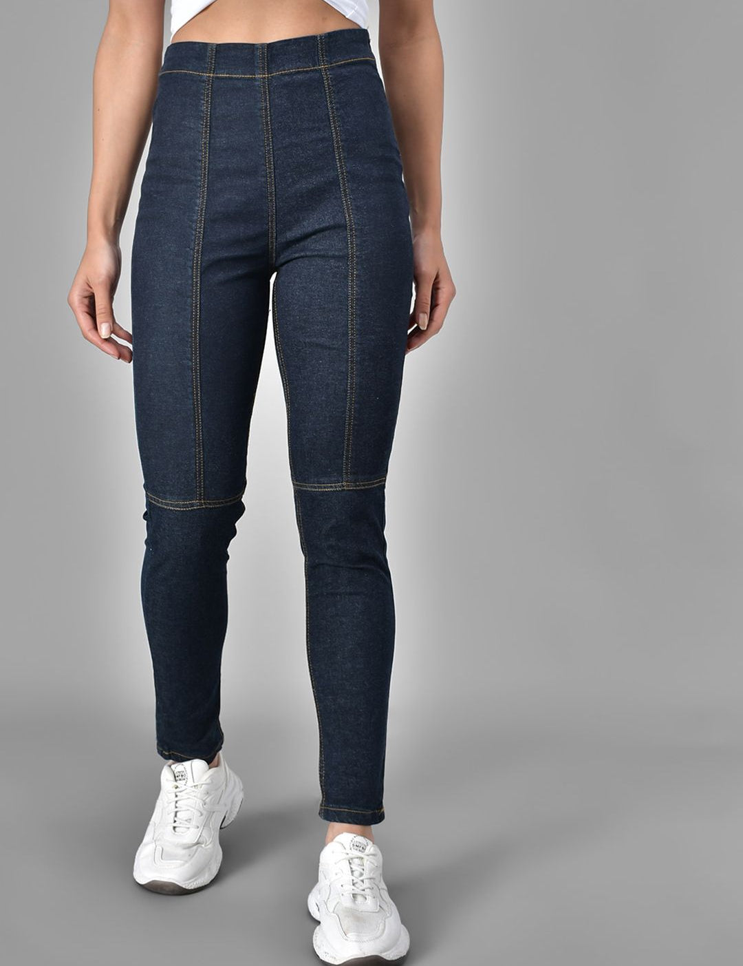 Kotty Women Blue Regular Fit High-Rise Slash Knee Jeans