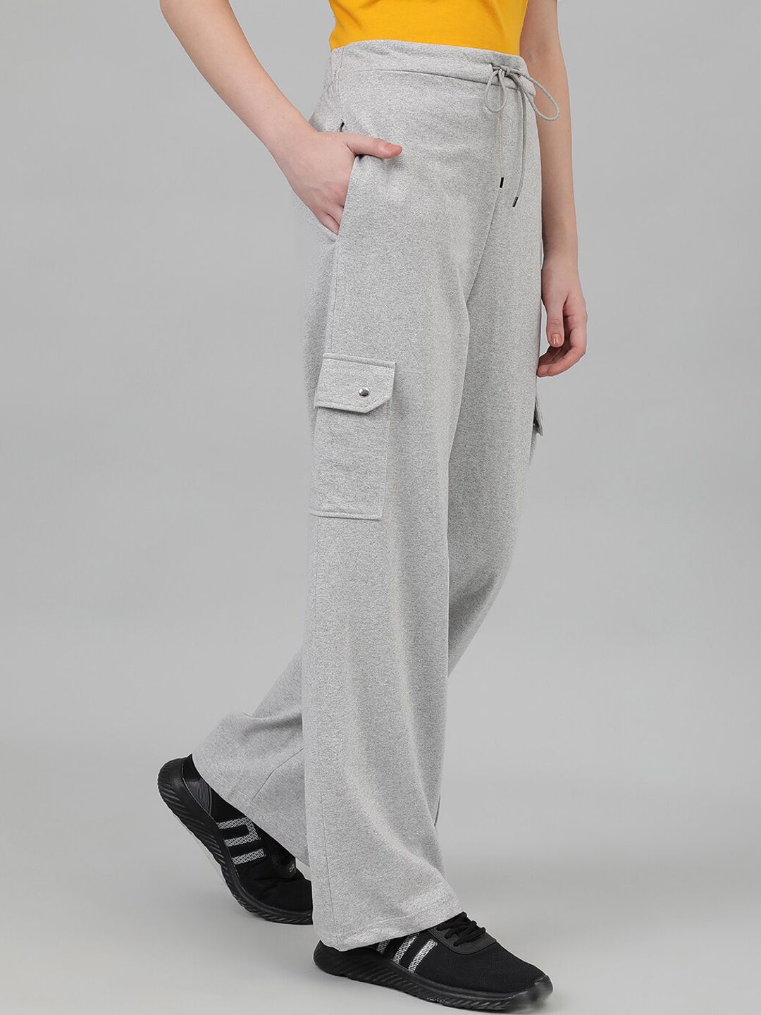 Kotty Women Grey Mid-Rise Straight-Fit Track Pants