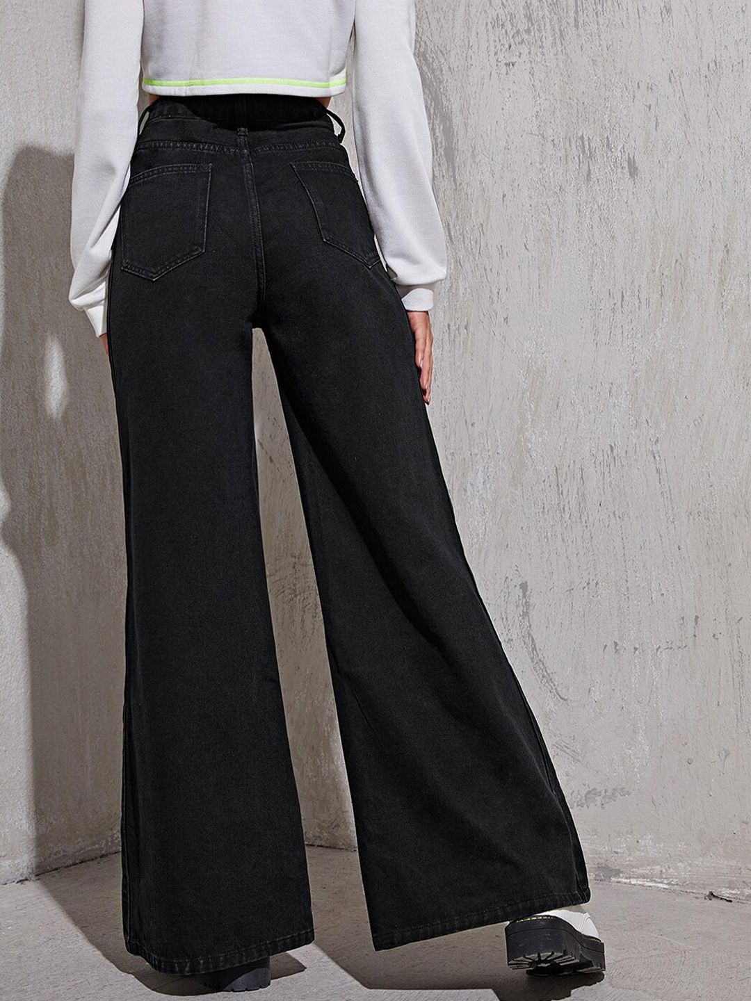 Kotty Women Flared High-Rise Stretchable Jeans