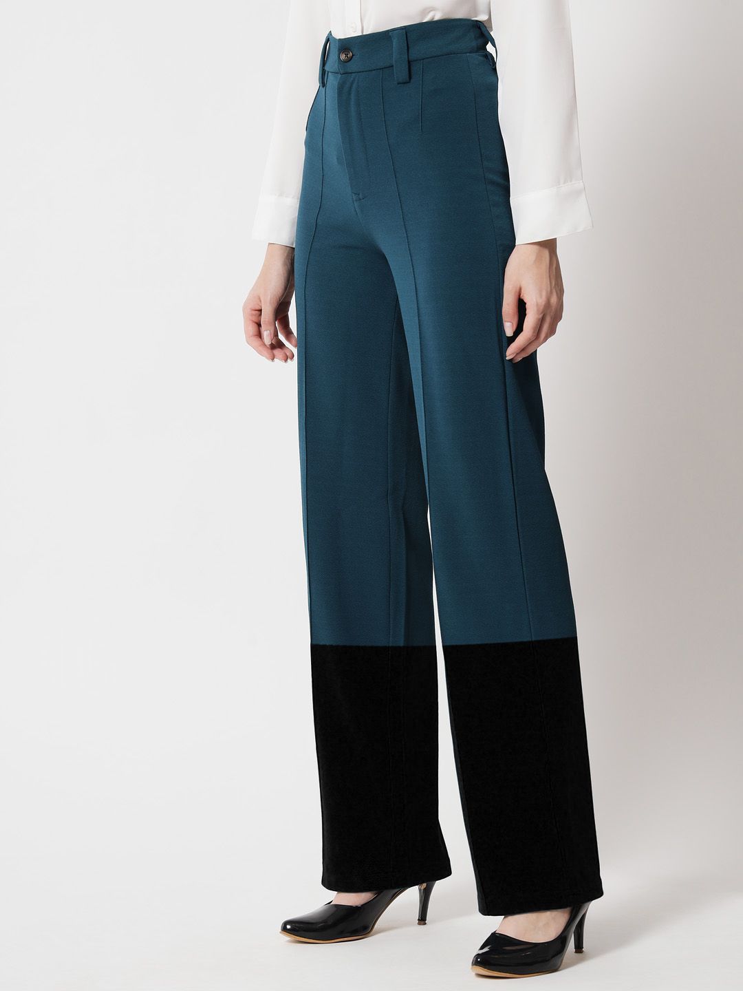 Kotty Women Colourblocked  Regular Fit High-Rise Easy Wash Trousers