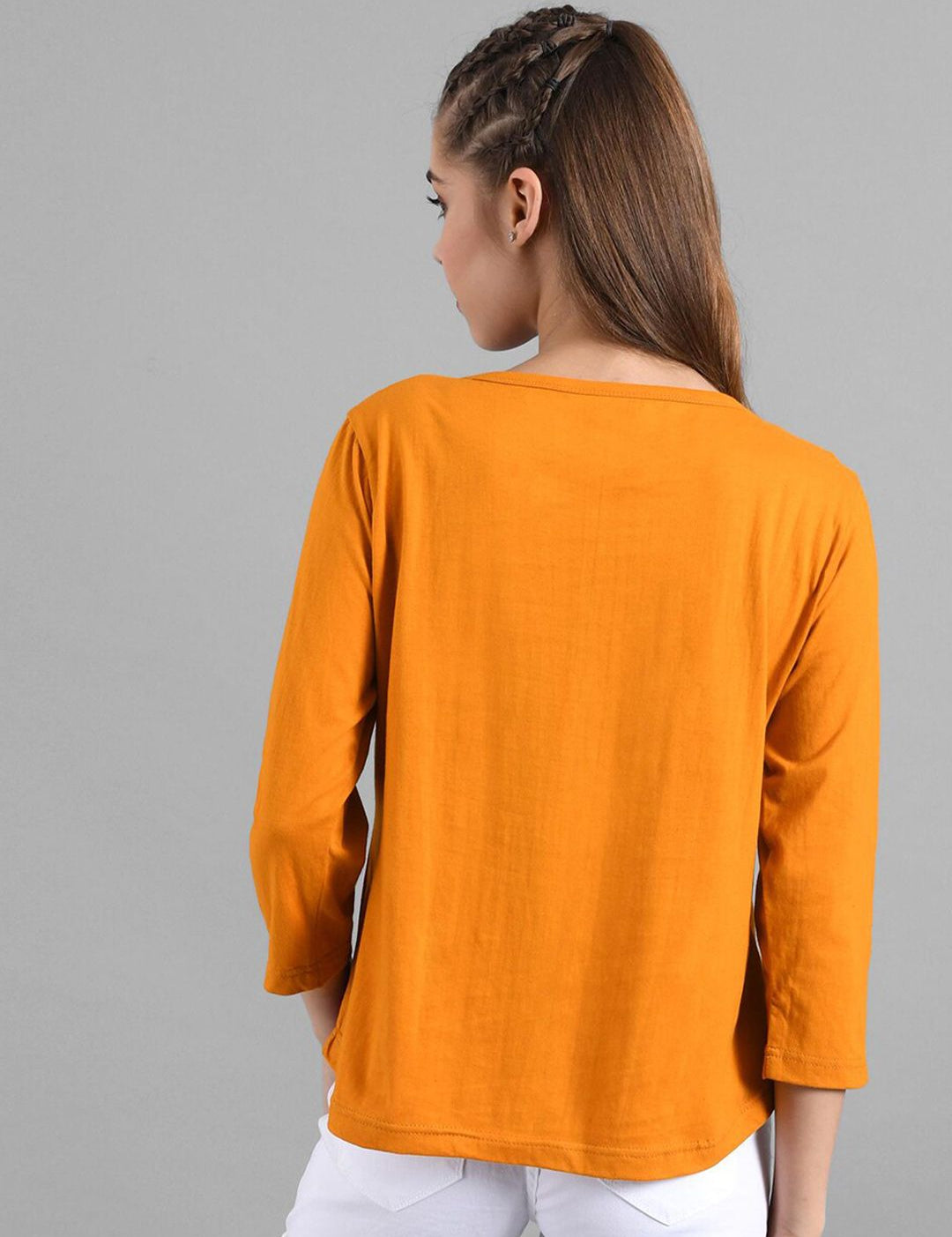 Kotty Colourblocked Round Neck T-shirt