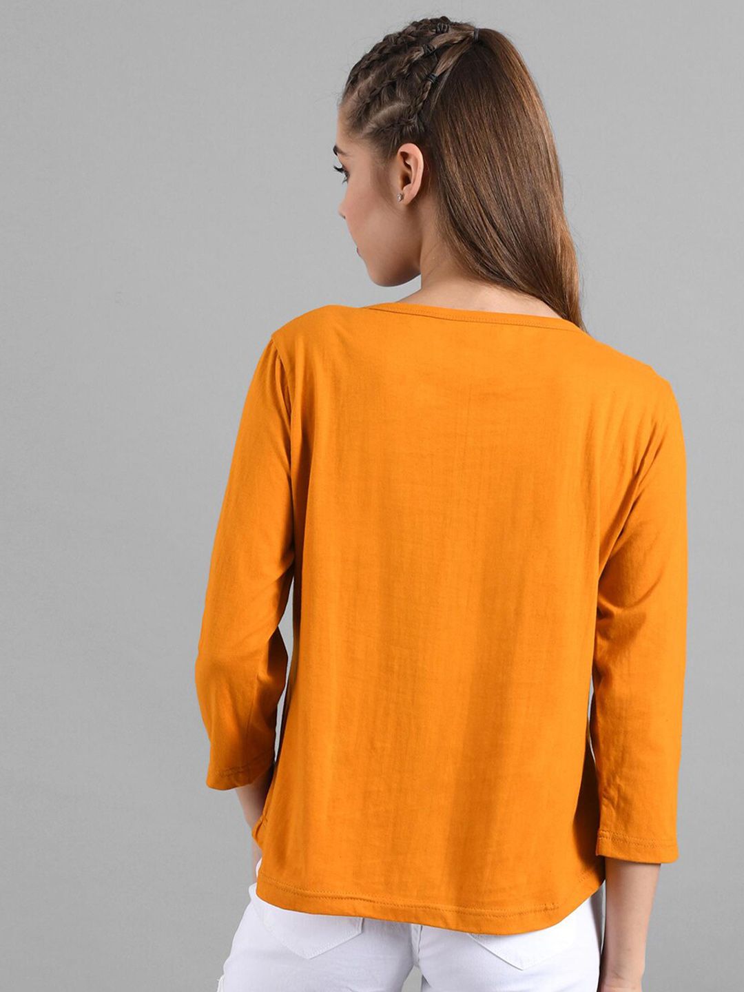 Kotty Colourblocked Round Neck T-shirt