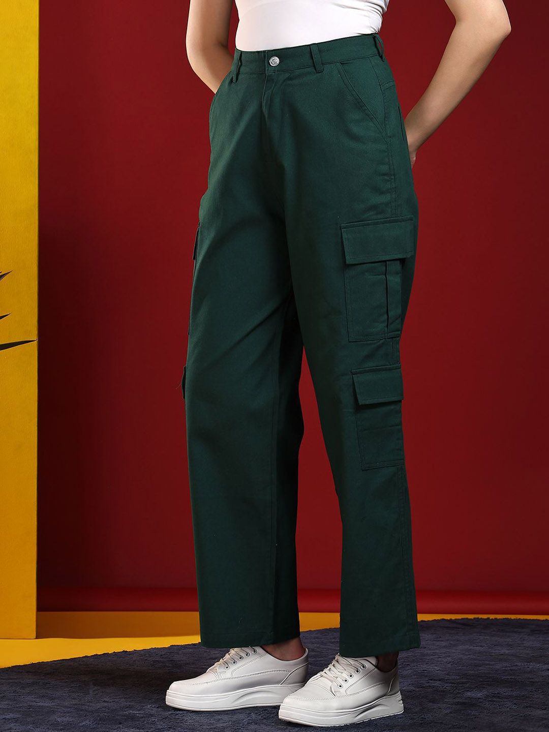 Kotty Womens Straight Fit High-Rise Stretchable Cargo Jeans