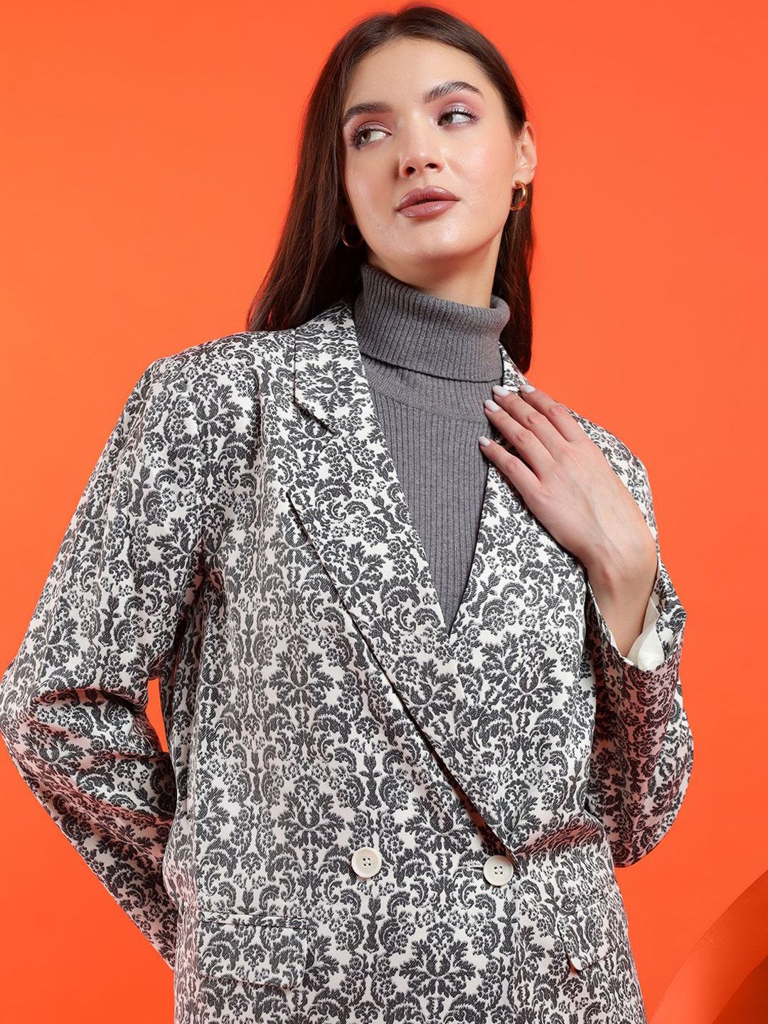 Kotty Women Printed Notched Overcoat