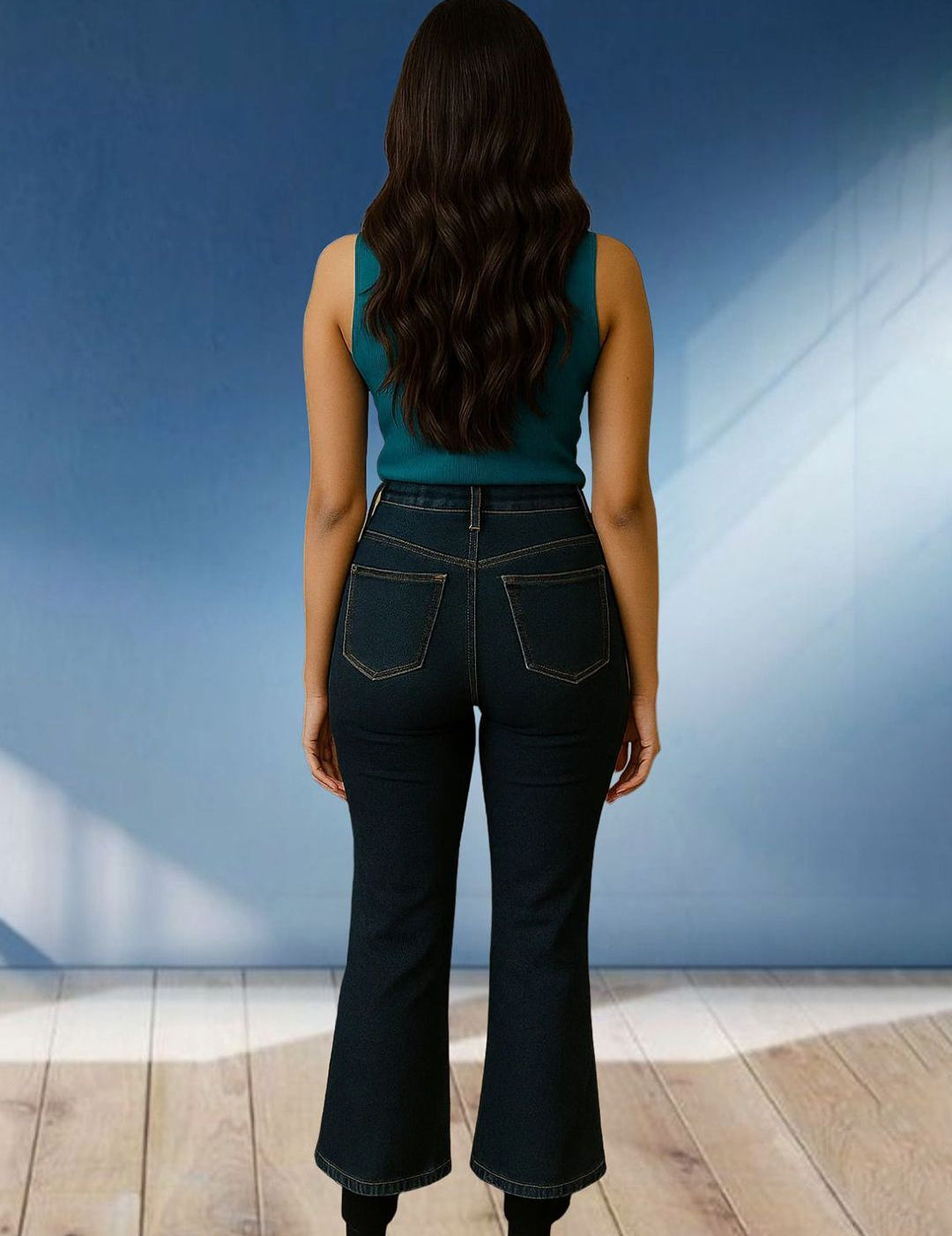 Kotty Women Relaxed Fit High-Rise Mildly Distressed Stretchable Jeans