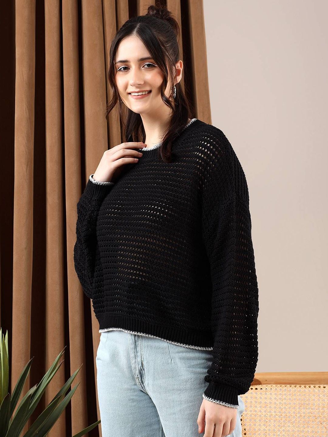 Kotty Women Round Neck Sweater Vest