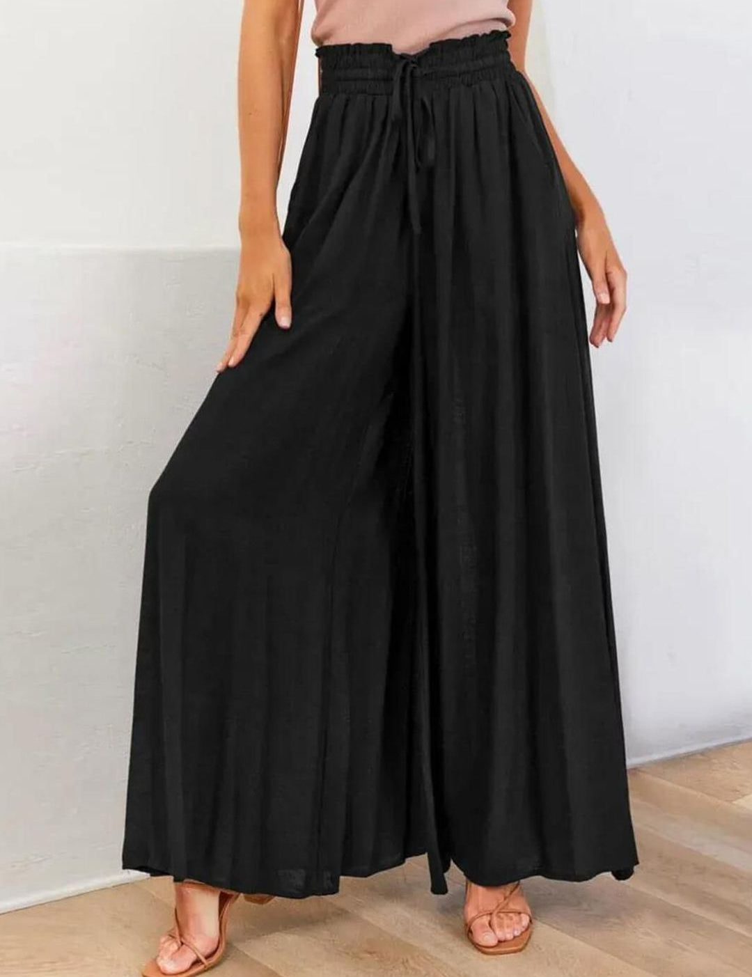 Kotty Women Loose Fit High-Rise Easy Wash Pleated Linen Trousers