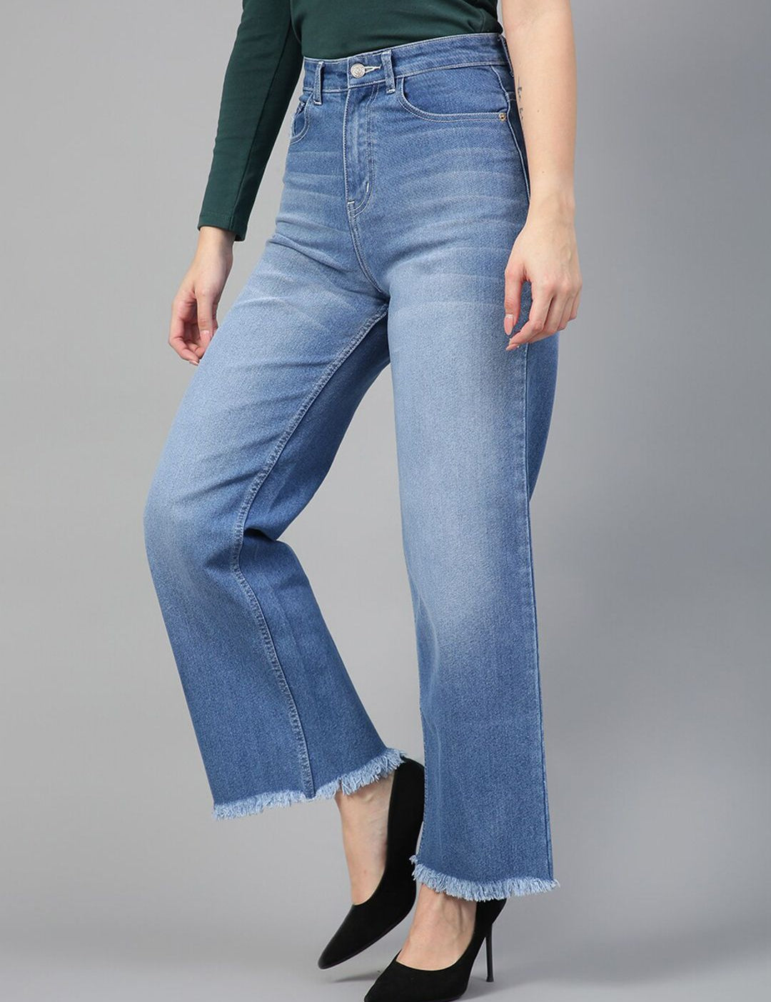 Kotty Women Jean Straight Fit High-Rise Light Fade Stretchable Jeans