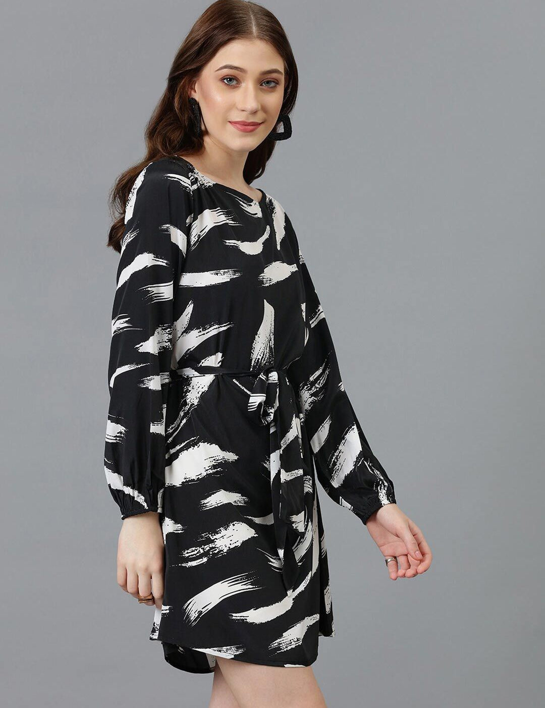 Kotty Black & White Abstract Printed Satin A-Line Dress