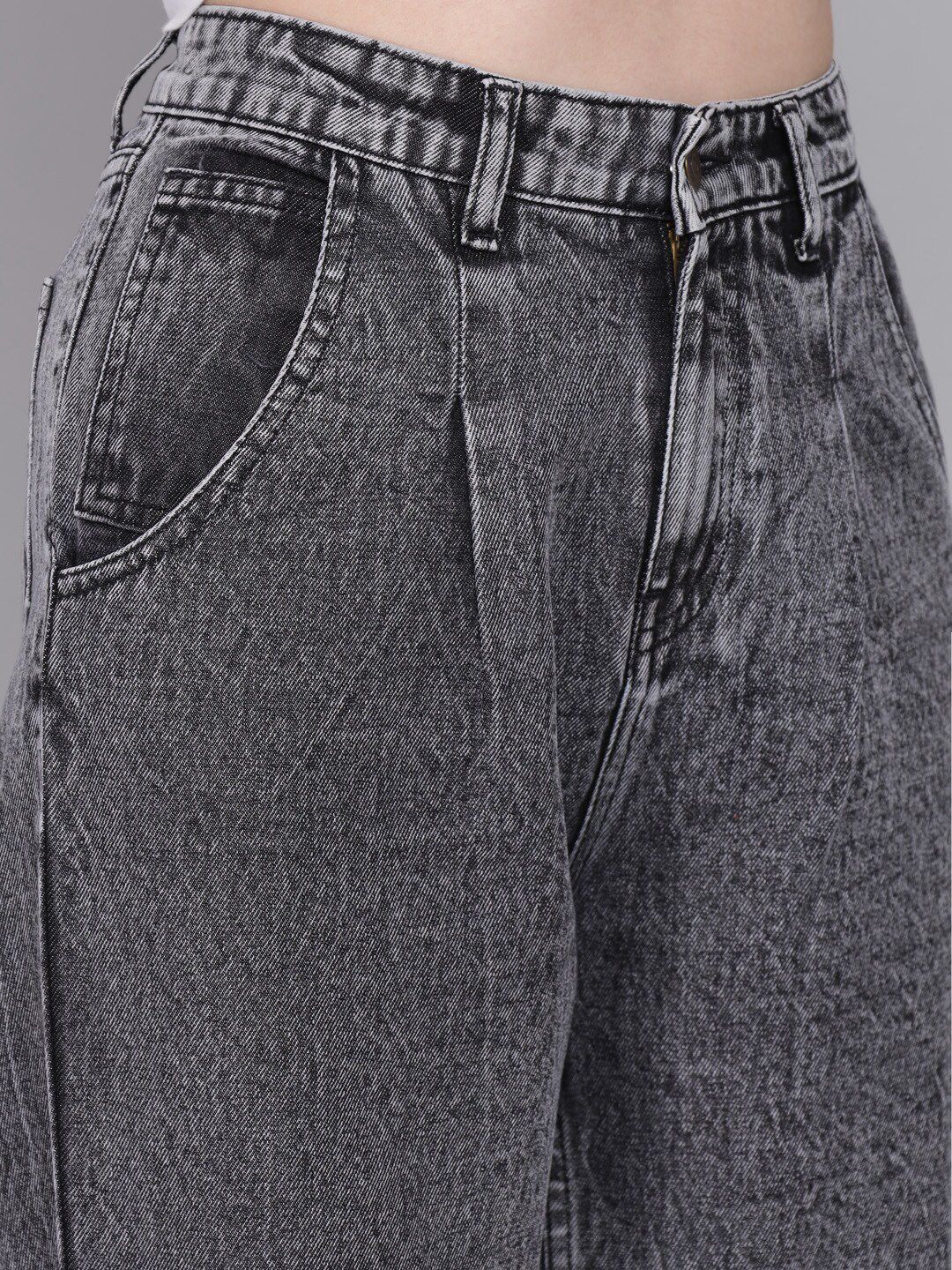 Kotty Women Straight Fit High-Rise Heavy Fade Stretchable Jeans