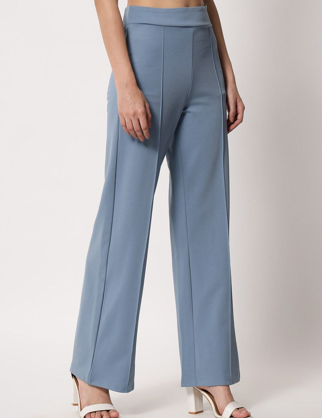 Kotty Women Blue Relaxed Straight Fit High-Rise Easy Wash Trouser