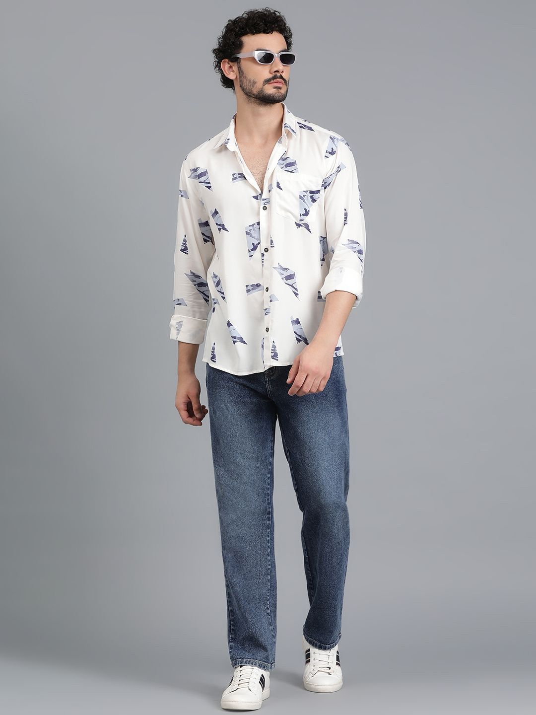 Kotty New Relaxed Fit Abstract Printed Casual Shirt