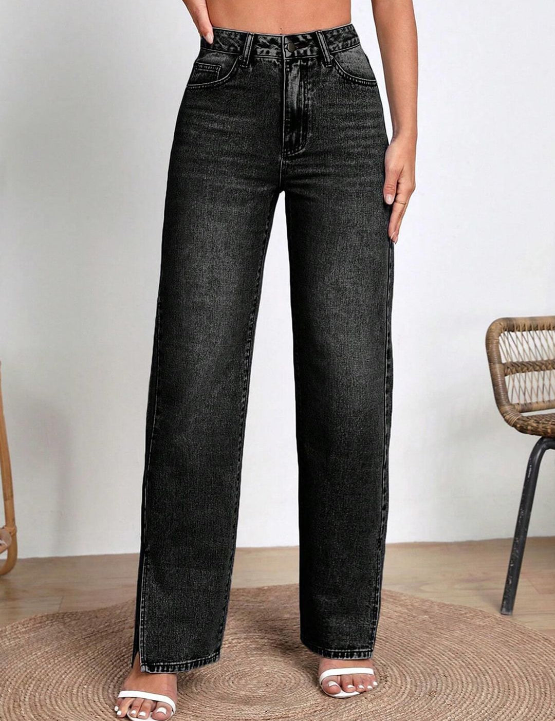 Kotty Women Jean Straight Fit High-Rise Clean Look Heavy Fade Stretchable Jeans